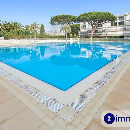 Apartamento Air-conditioned With Swimming Pool In St Tropez