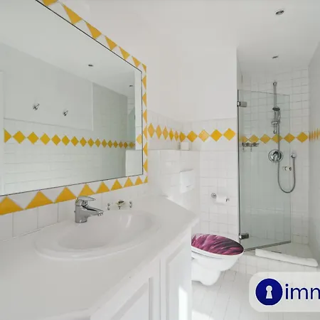 Apartamento Air-conditioned With Swimming Pool In St Tropez *