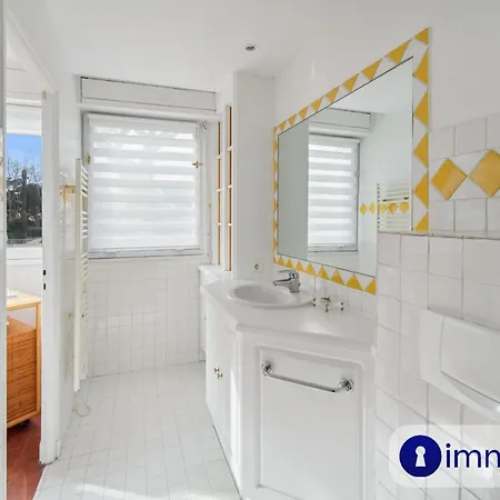 Air-conditioned With Swimming Pool In St Tropez Apartamento Saint-Tropez